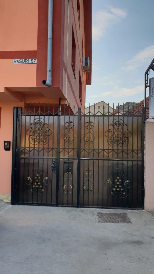 Апартаменты Orange House Констанца Экстерьер фото